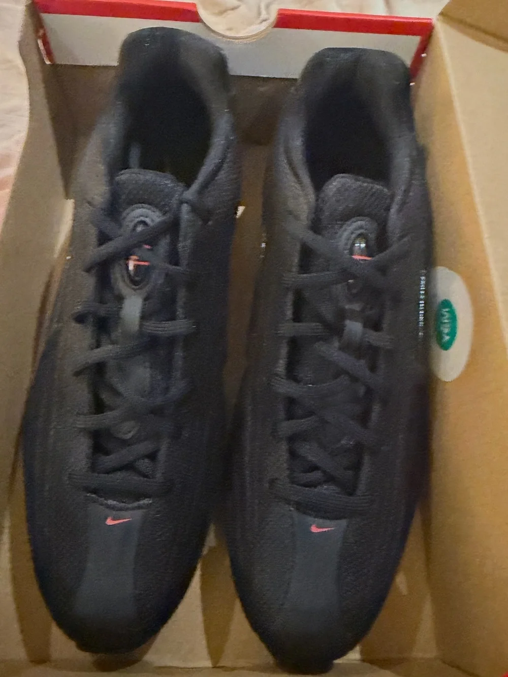 Nike Shox Z Black Sneakers with Red  Accent